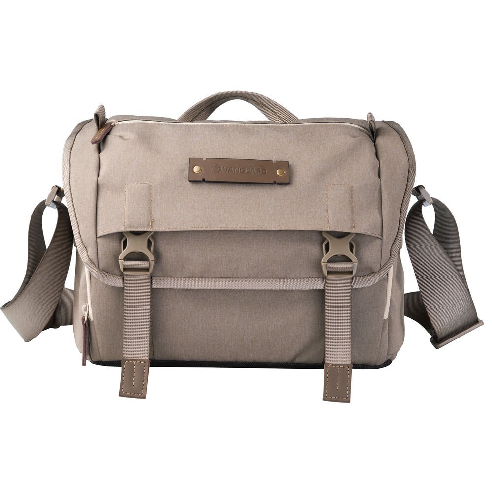 Vanguard Veo Range 32M Camera Messenger Bag (Beige)