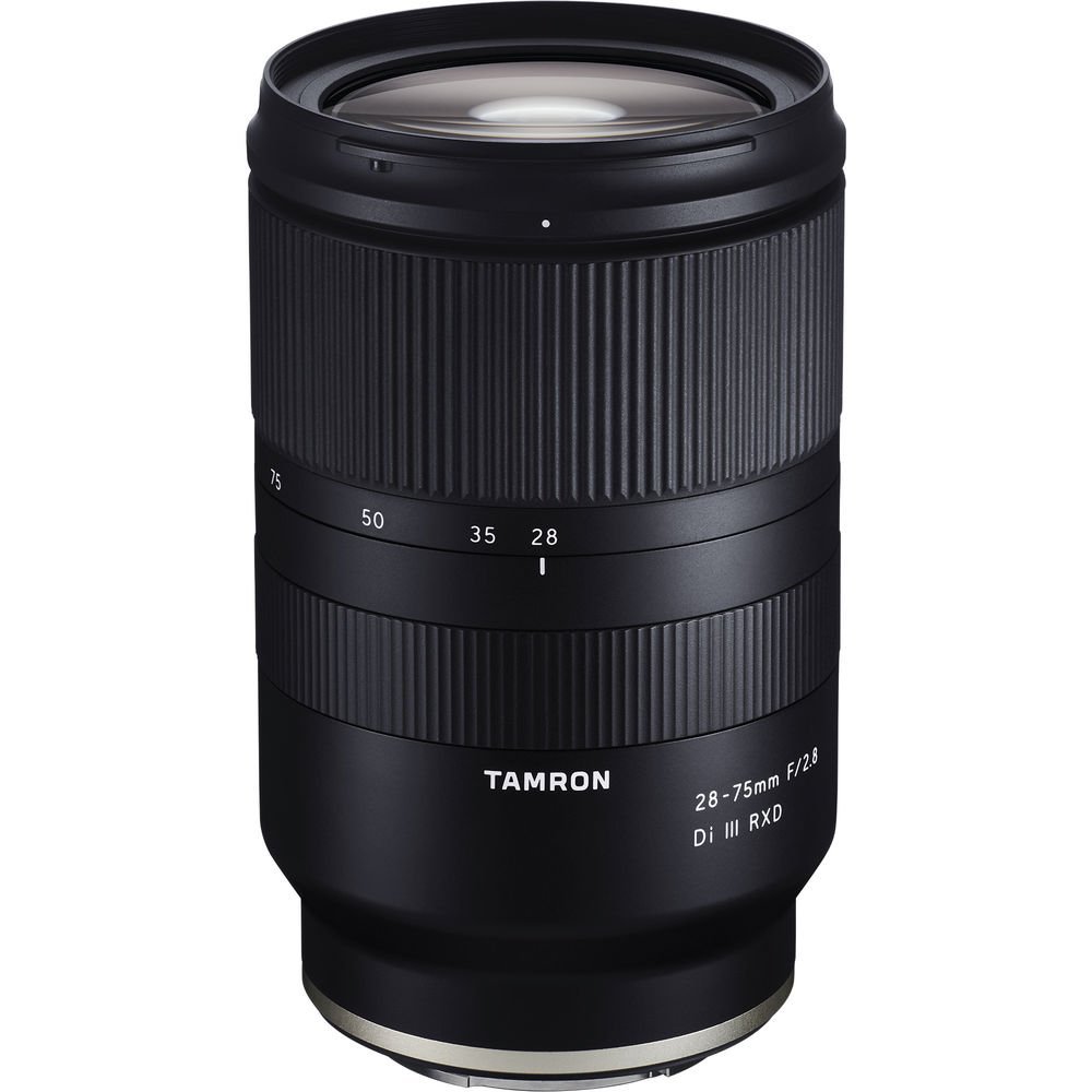 Tamron  . DiIII RXD Sony