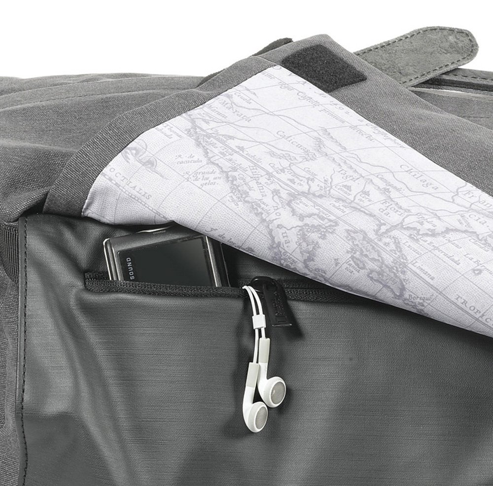 Click to see full view National Geographic W8121 Medium Tole Bag