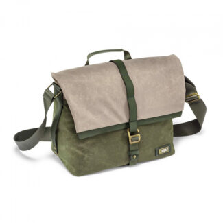 National Geographic Rain Forest camera messenger M for DSLR