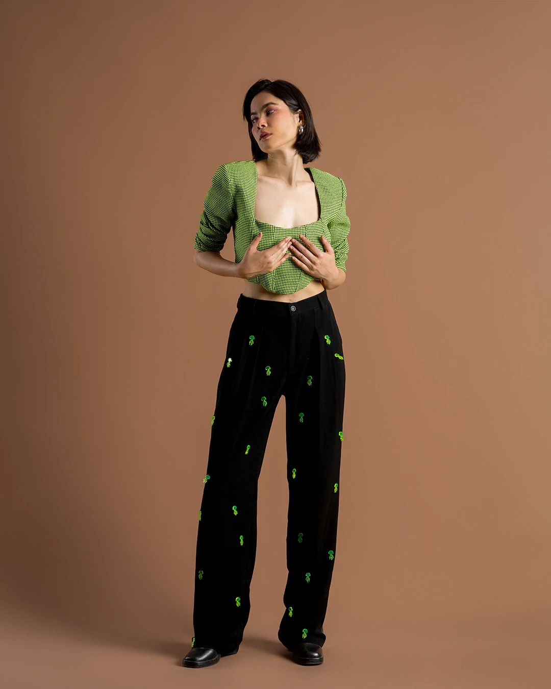 Indus Papers Studio Background – #067 Oak Brown