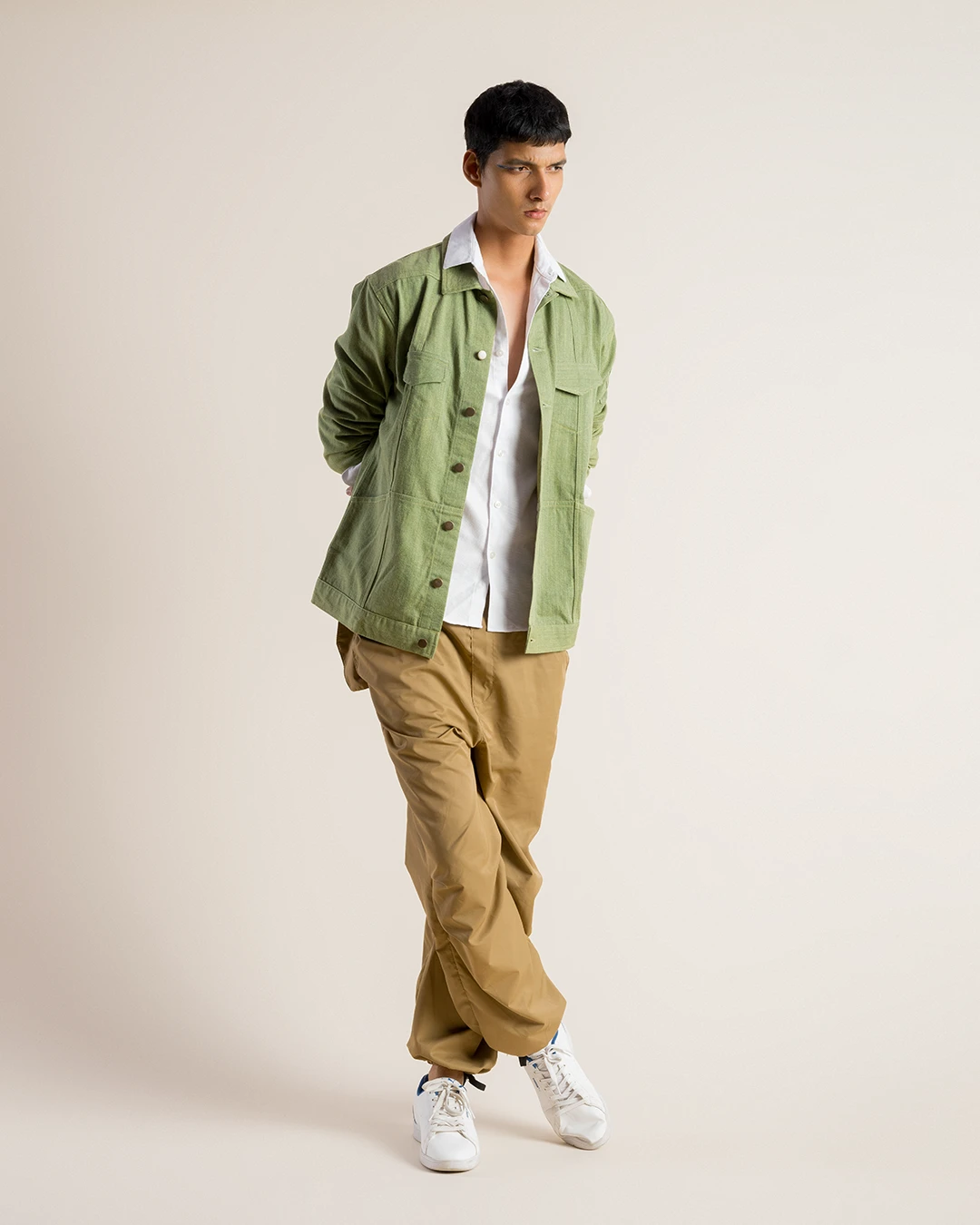 Indus Papers Studio Background – #064 Champagne