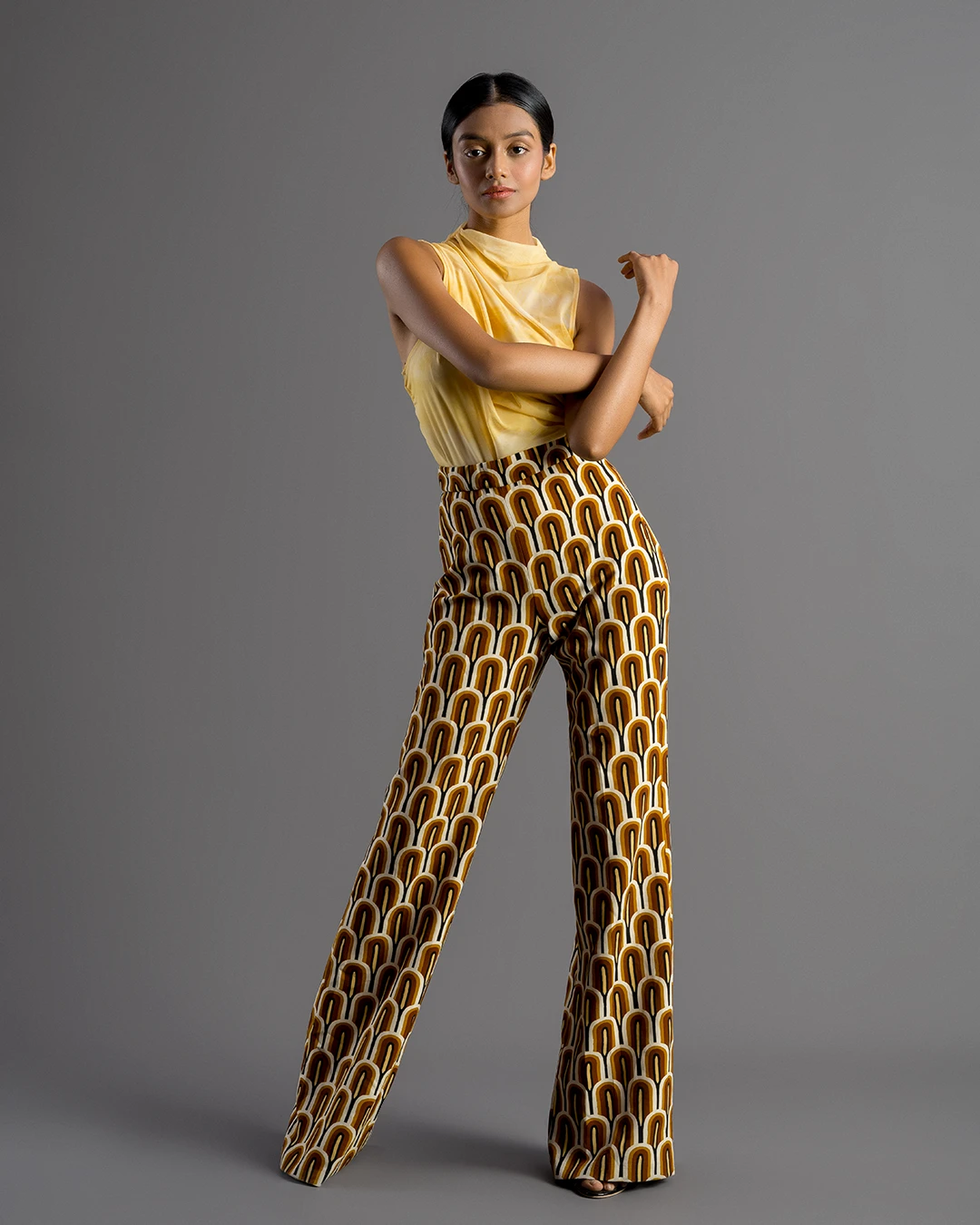 Indus Papers Studio Background – #057 Thunder Grey Indus Papers Studio Background – #057 Thunder Grey