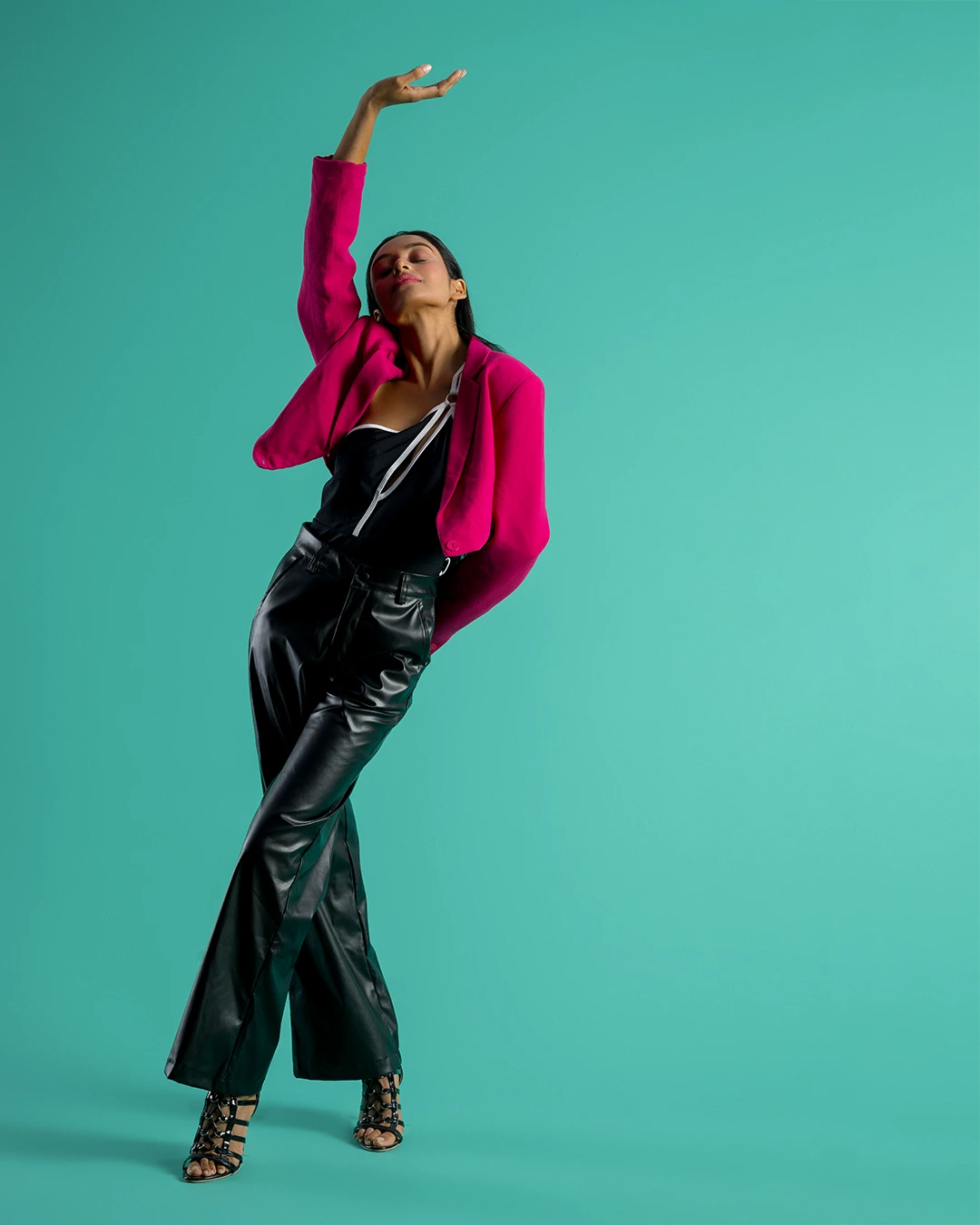 Indus Papers Studio Background – #007 Turquoise