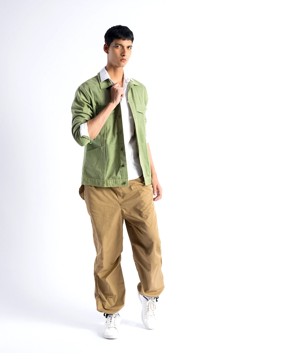 Indus Papers Studio Background – #093 Arctic White