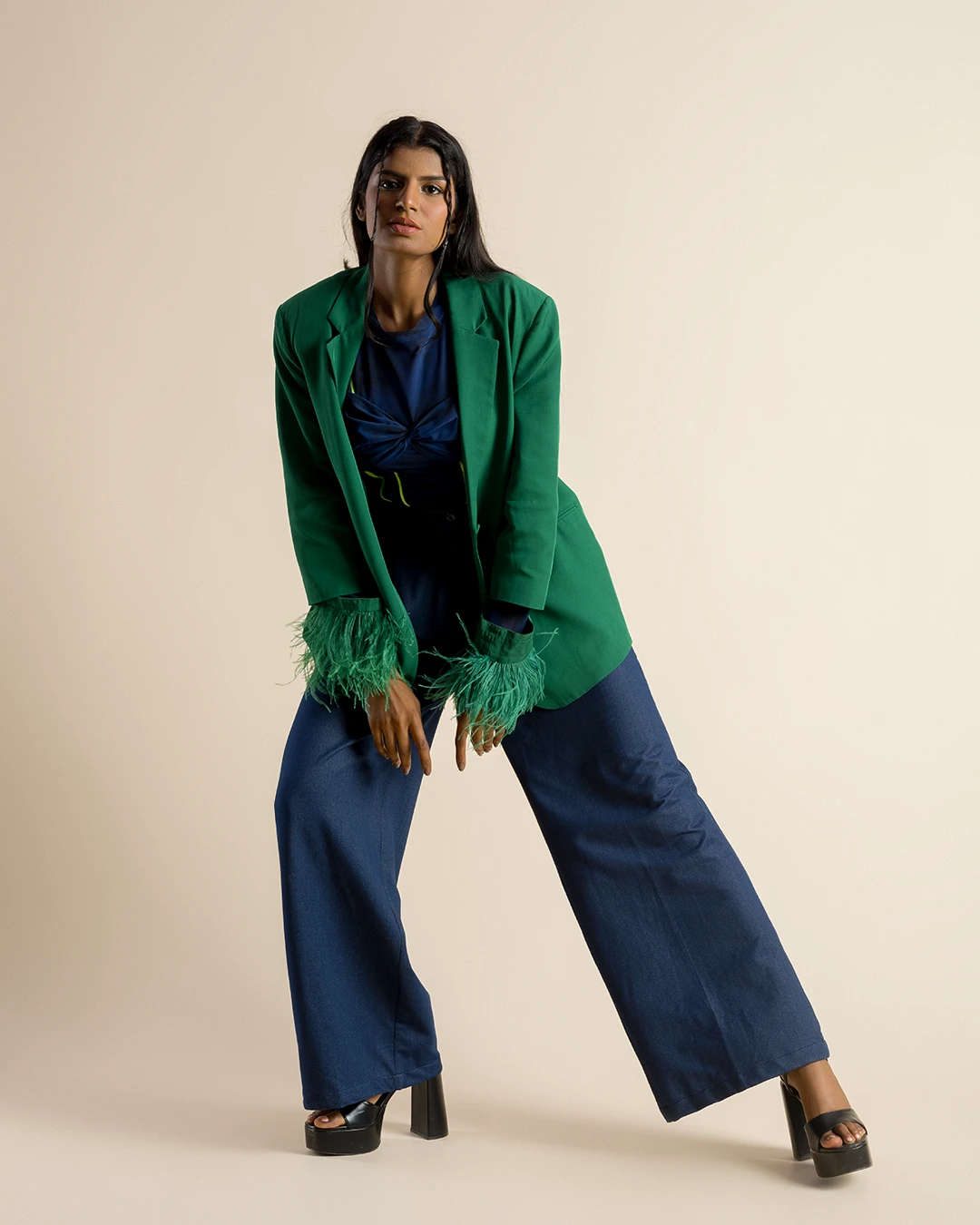 Indus Papers Studio Background – #033 Eggshell