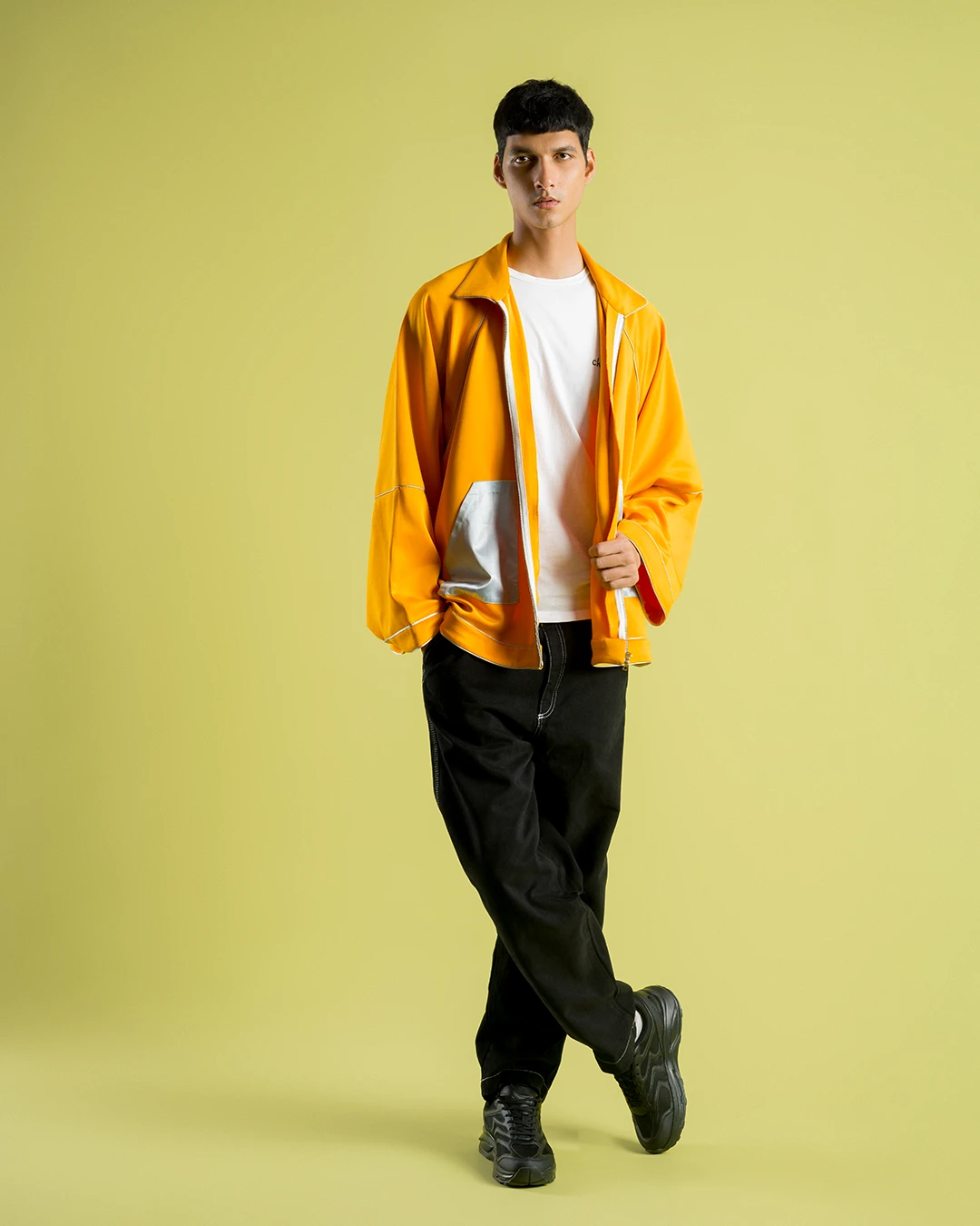 Indus Papers Studio Background – #101 Olive