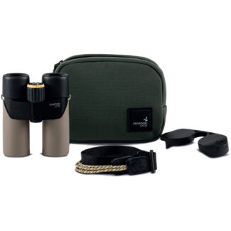 SWAROVSKI OPTIK 8x30 CL Companion III Binoculars (Safari Brown)