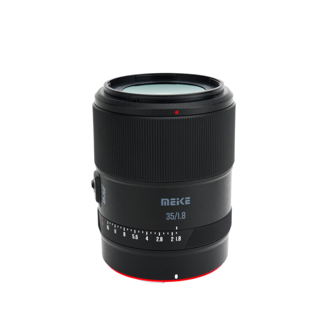 Meike 35mm f/1.8 Pro